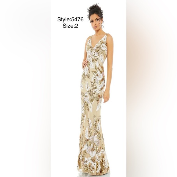 Sleeveless v neckline embellished nude evening gown - Picture 1 of 9